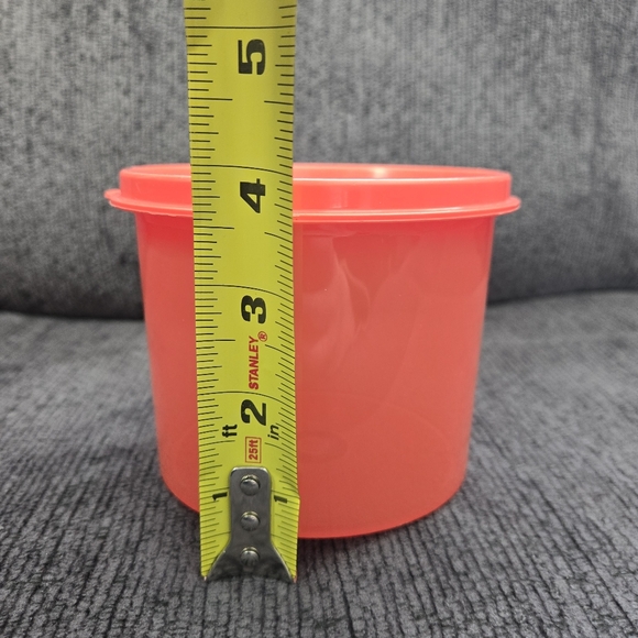Tupperware Mini Canister - Picture 4 of 4